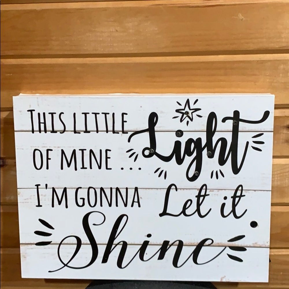 Light up slogan board